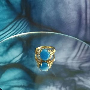 Swarovski Elements - Size 8.75 - 18K gold plated ring as pictured